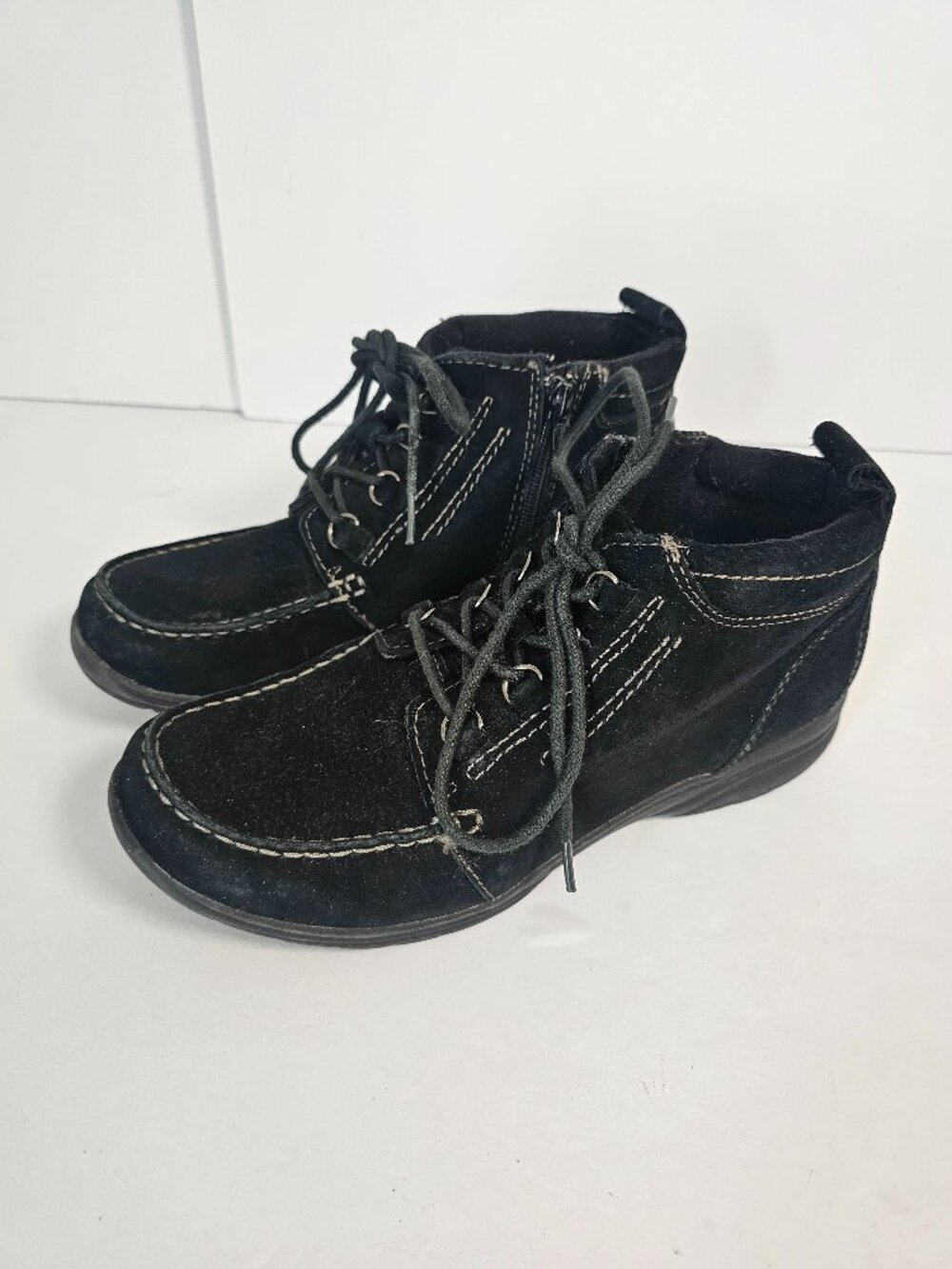 Earth Origins Diane Bootie Black Suede Casual Rugged Grunge 8